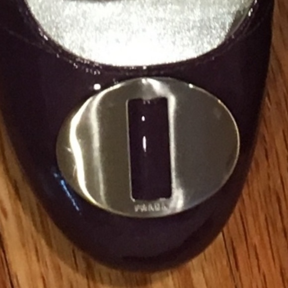 PRADA GIRLS *NEW IN BOX*MARY JANE SHOES*SZ 13.5 - Picture 7 of 8